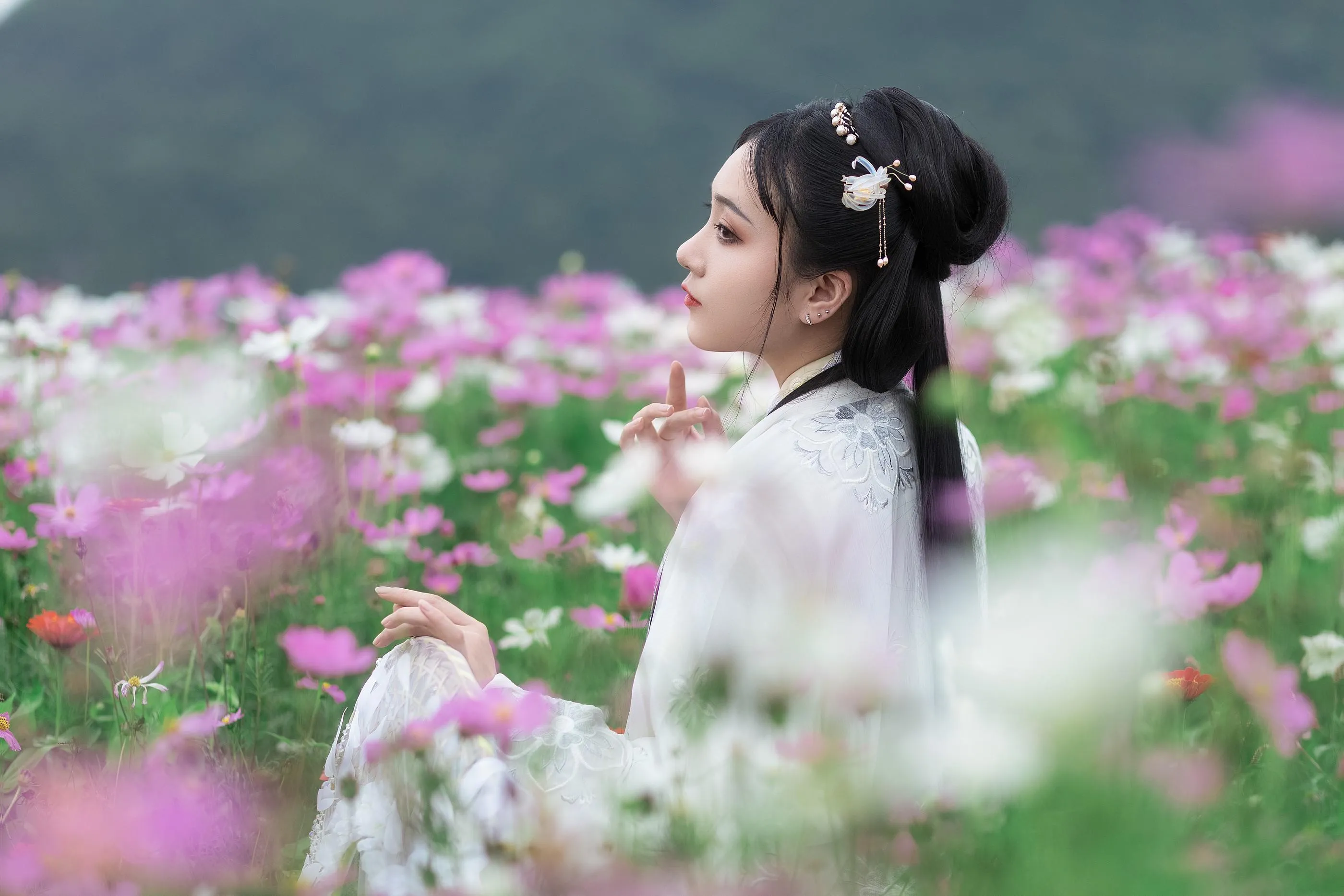 [YITUYU艺图语]2022.01.30 山河远阔 人间烟火 芋圆圆鹅 [23P]插图1